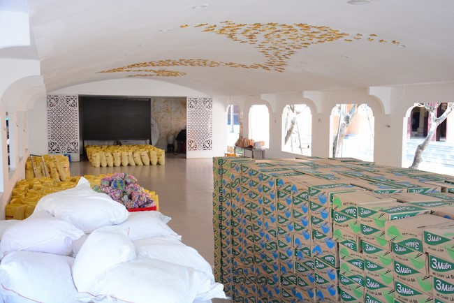 Continuing to support people in need in the Covid-19 pandemic of Hoang Phap Pagoda (series 2)